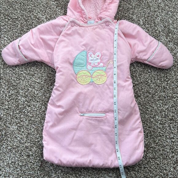 Vintage Snow Patrol Baby Girl Bunny in a Stroller Pink Snowsuit 0-12 Months - Picture 6 of 13